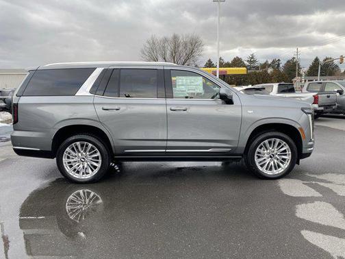 2026 Cadillac Escalade Luxury