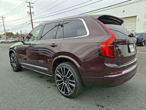 2026 Volvo XC90 B6 Plus 7-Seater