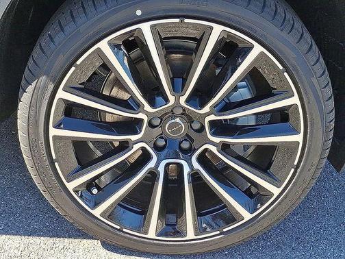 Denim Blue Metallic 2026 Volvo XC90 Plus, B6 AWD Gas (mild hybrid), Gasoline, Bright, 7 Seats
