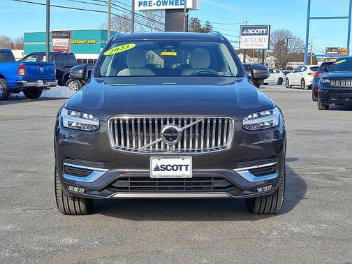 2023 Volvo XC90 B6 Ultimate 6-Seater