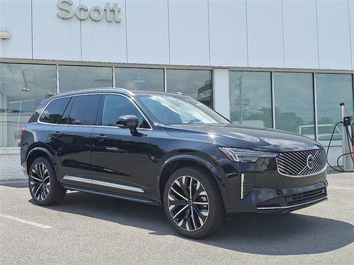 2025 Volvo XC90 B6 Plus 7-Seater
