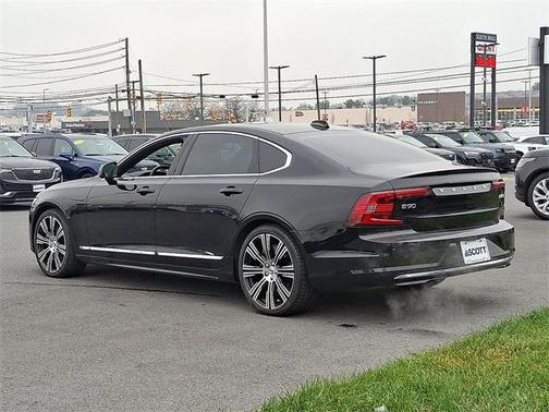 2023 Volvo S90 B6 Ultimate