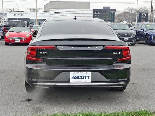 2023 Volvo S90 B6 Ultimate