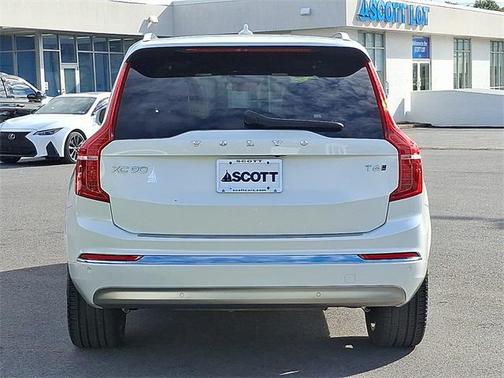 2022 Volvo XC90 T6 Inscription