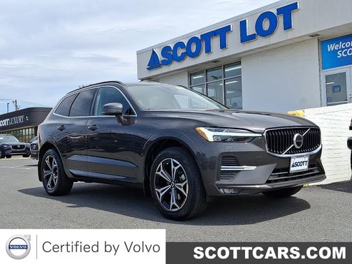 2022 Volvo XC60 B5 AWD Momentum