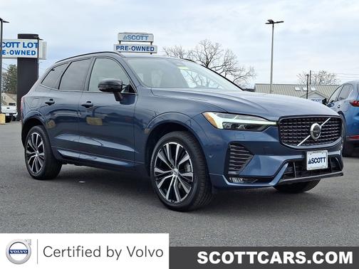 2023 Volvo XC60 B5 AWD Plus Dark