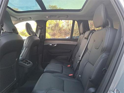 2026 Volvo XC90 B6 Ultra 7-Seater