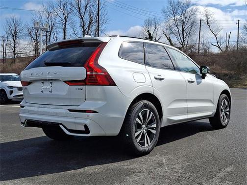 Crystal White Metallic 2025 Volvo XC60 Plug-In Hybrid Core, T8 AWD Electric/Gasoline, Dark