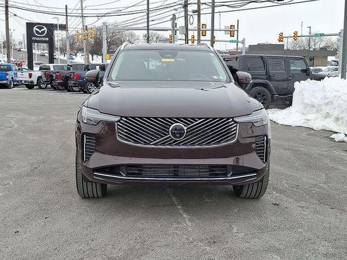 2025 Volvo XC90 Plug-In Hybrid T8 Ultra 6-Seater