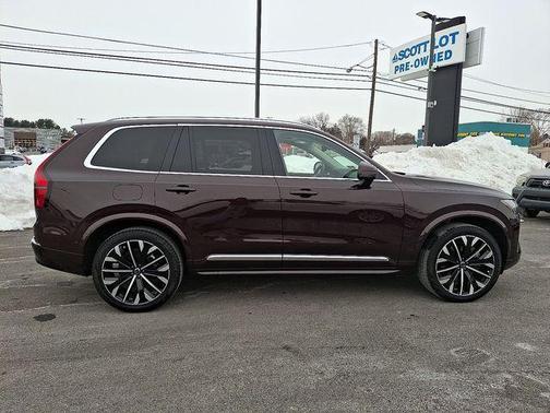 2025 Volvo XC90 Plug-In Hybrid T8 Ultra 6-Seater