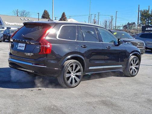 2025 Volvo XC90 Plug-In Hybrid T8 Ultra 7-Seater