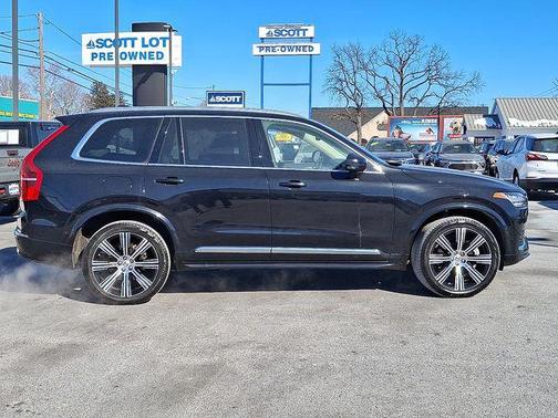 2025 Volvo XC90 Plug-In Hybrid T8 Ultra 7-Seater