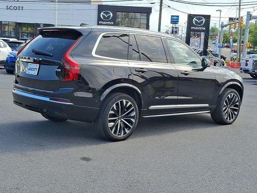 Onyx Black Metallic 2025 Volvo XC90 Plug-In Hybrid T8 Ultra 6-Seater