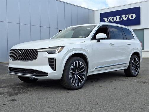 2025 Volvo XC90 Plug-In Hybrid T8 Plus 7-Seater