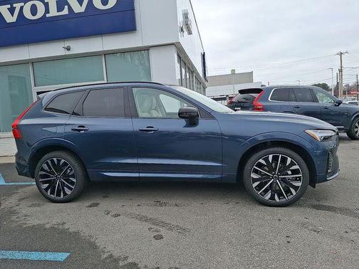 2026 Volvo XC60 B5 Ultra