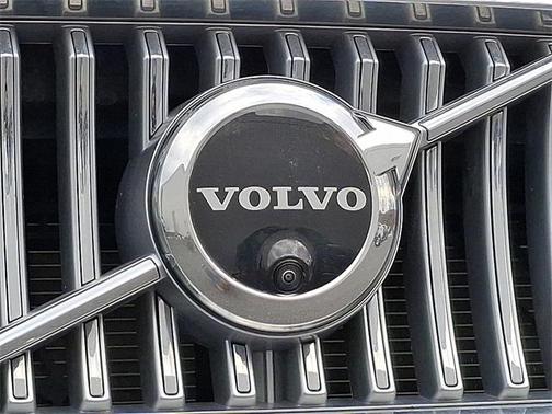 2024 Volvo XC90 B6 Plus Bright Theme 7-Seater