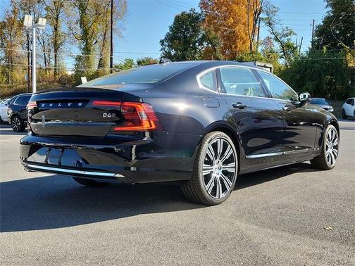 2025 Volvo S90 B6 Ultra