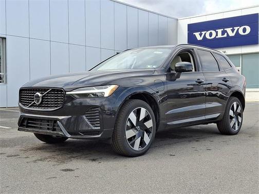 2025 Volvo XC60 Plug-In Hybrid T8 Plus