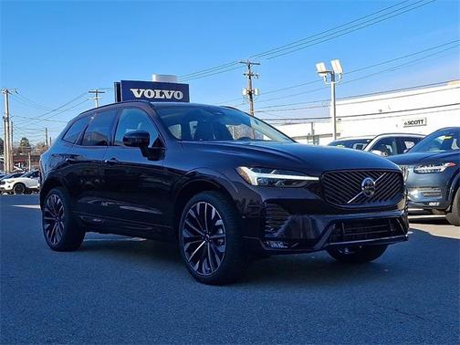 2026 Volvo XC60 B5 Ultra