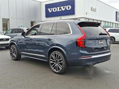 2026 Volvo XC90 B6 Plus 7-Seater