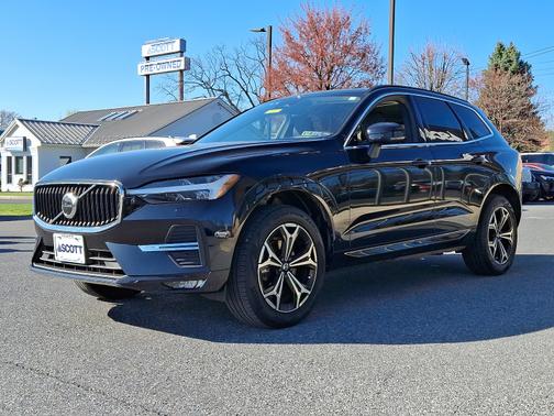 2022 Volvo XC60 B5 AWD Momentum