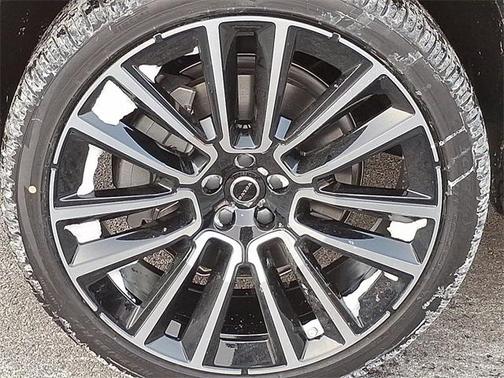 2026 Volvo XC90 Plus, B6 AWD Gas (mild hybrid), Gasoline, Bright, 7 Seats