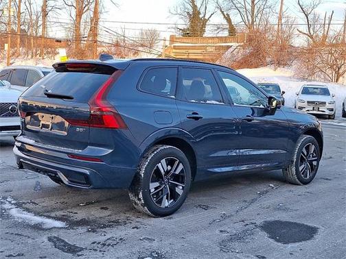 2026 Volvo XC60 B5 Plus