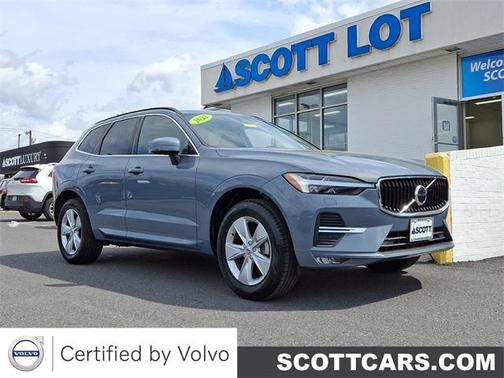 2022 Volvo XC60 B5 Momentum