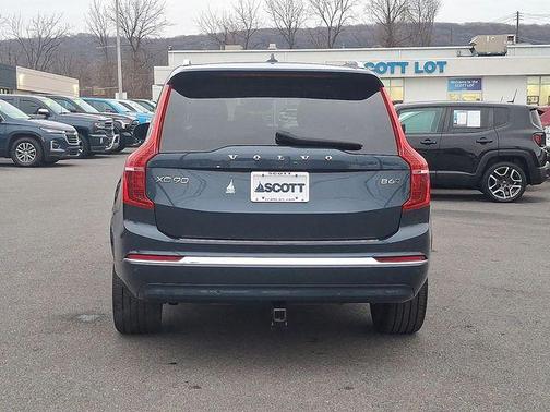 2023 Volvo XC90 B6 Plus 7-Seater