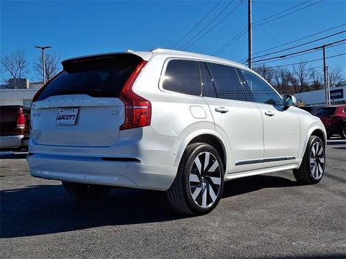 2023 Volvo XC90 Recharge Plug-In Hybrid T8 Ultimate 6-Seater