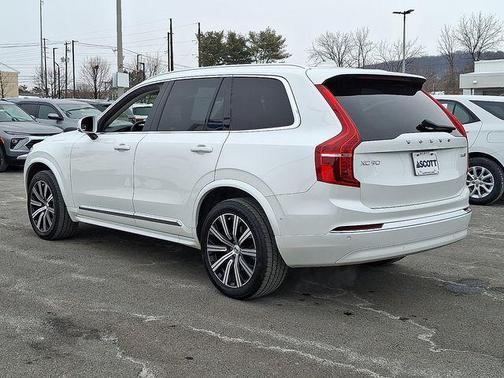 2023 Volvo XC90 B6 Plus 7-Seater
