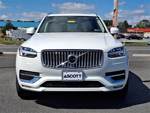 2023 Volvo XC90 B6 Plus 7-Seater