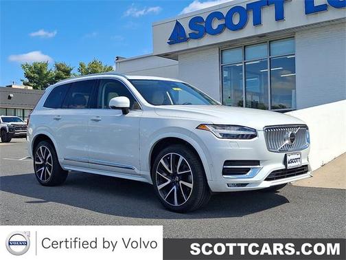 2023 Volvo XC90 B6 Plus 7-Seater