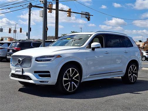 2023 Volvo XC90 B6 Plus 7-Seater