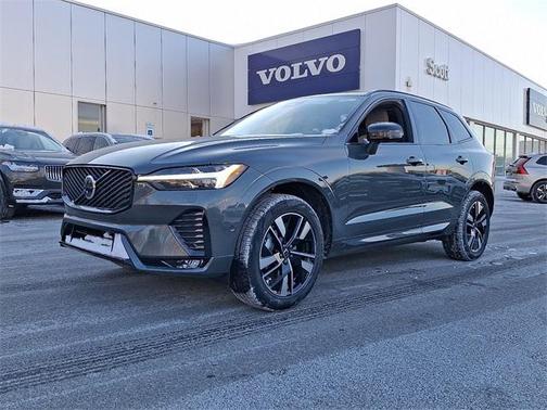 2026 Volvo XC60 B5 Plus