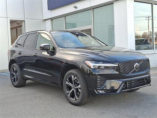 2026 Volvo XC60 B5 Core