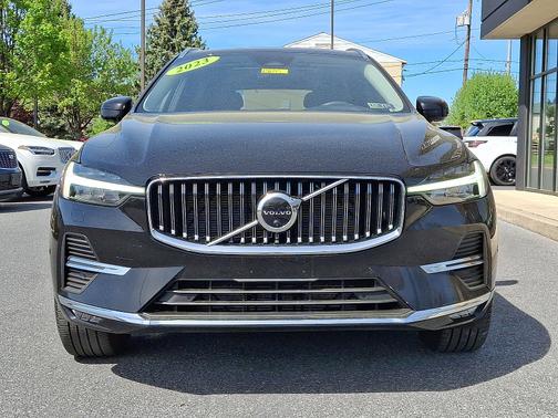 2023 Volvo XC60 B5 AWD Plus Bright