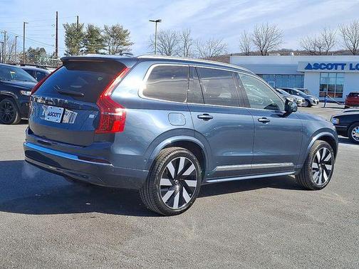 2024 Volvo XC90 Recharge Plug-In Hybrid T8 Ultimate 6-Seater