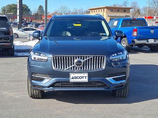 2024 Volvo XC90 Recharge Plug-In Hybrid T8 Ultimate 6-Seater