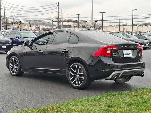 2017 Volvo S60 T5 Dynamic