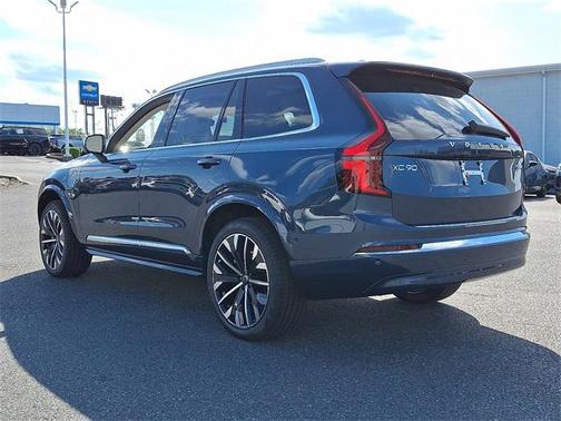 2025 Volvo XC90 Plug-In Hybrid T8 Ultra 7-Seater