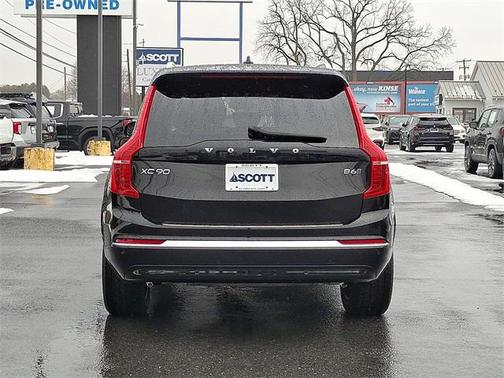 2024 Volvo XC90 B6 Plus Bright Theme 7-Seater