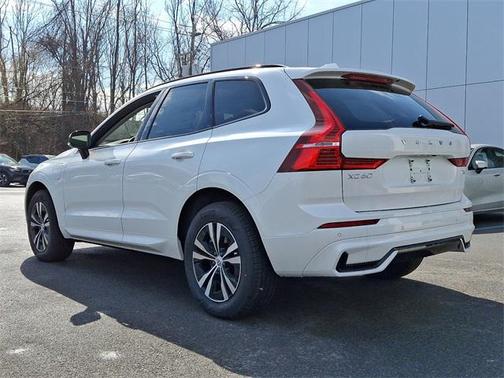 2025 Volvo XC60 Plug-In Hybrid T8 Core