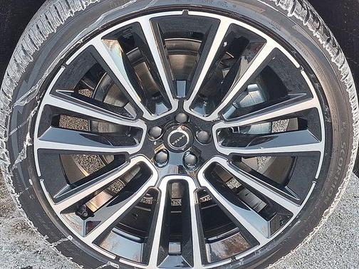 2026 Volvo XC90 B6 Plus 6-Seater