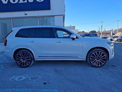 2026 Volvo XC90 B6 Plus 6-Seater