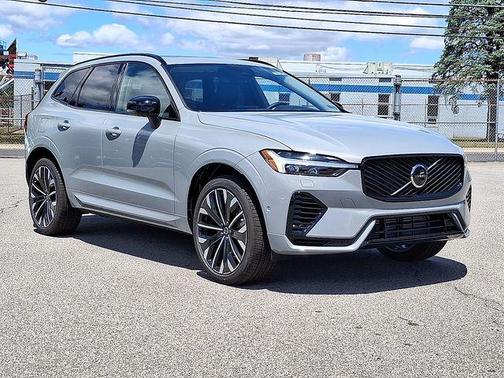 Vapour Grey Metallic 2026 Volvo XC60 Plug-In Hybrid Ultra, T8 AWD Electric/Gasoline, Dark