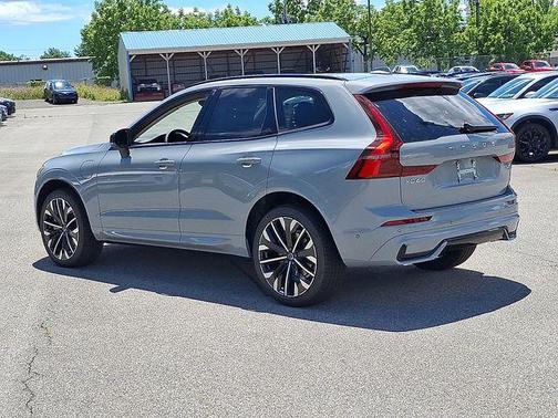 Vapour Grey Metallic 2026 Volvo XC60 Plug-In Hybrid Ultra, T8 AWD Electric/Gasoline, Dark
