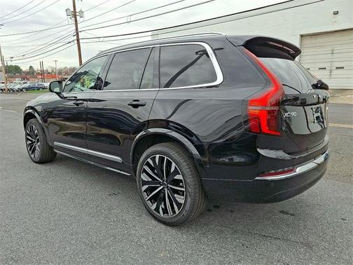 2026 Volvo XC90 B6 Ultra 7-Seater