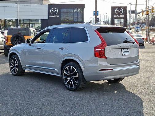 2023 Volvo XC90 B6 Plus 7-Seater