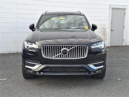2022 Volvo XC90 T6 Inscription